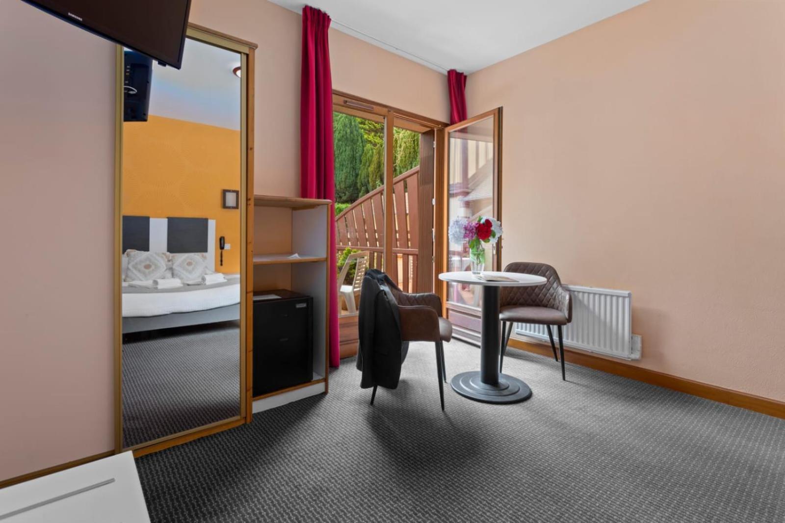 Hotel Le Romantica Pennedepie Exteriör bild