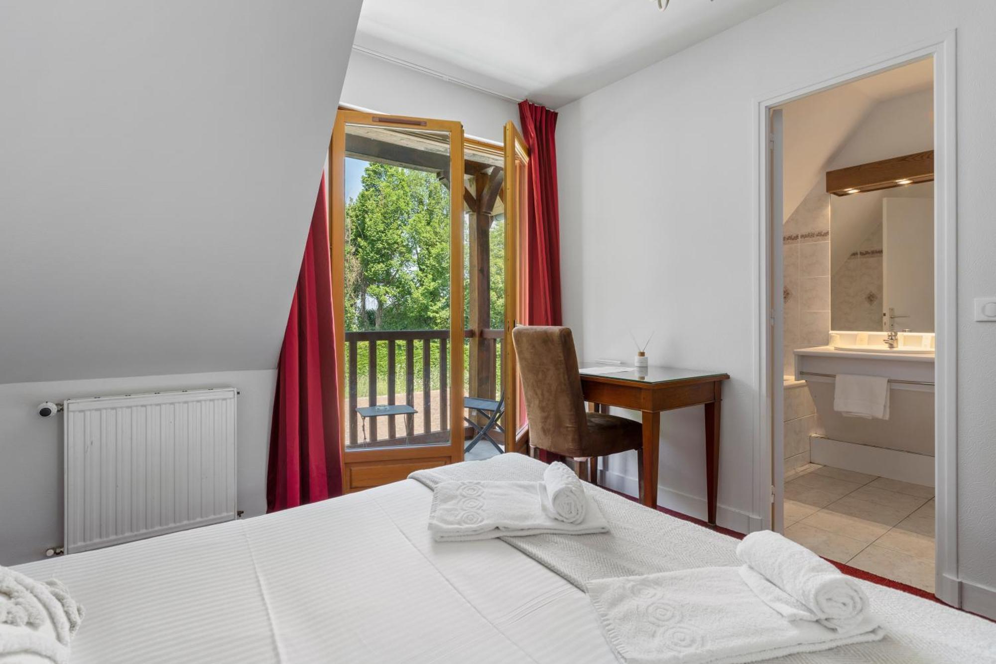Hotel Le Romantica Pennedepie Exteriör bild